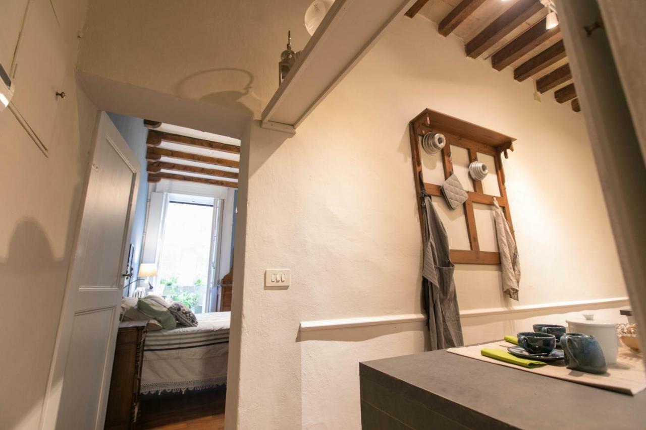 Il Balcone Dell'Angiol D 'Or Apartment Parma Bagian luar foto