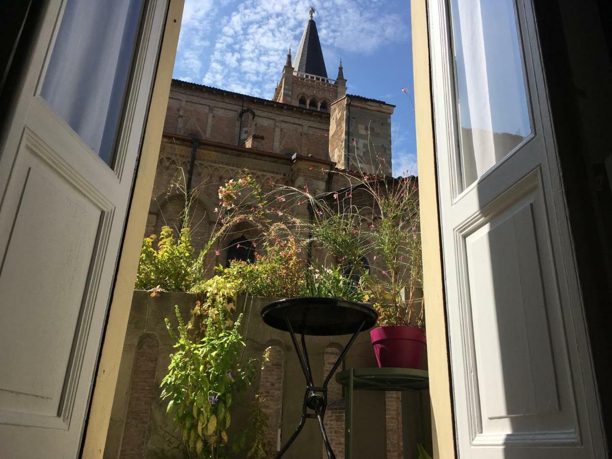 Il Balcone Dell'Angiol D 'Or Apartment Parma Bagian luar foto